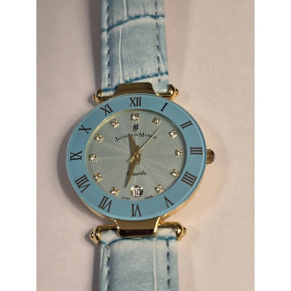 Jacques du Manoir 2409G Women's Blue Crystal Dial Gold Tone Quartz Watch Works